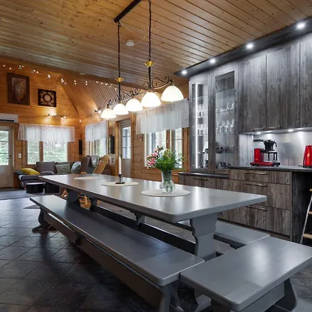Tarakka Holiday home *